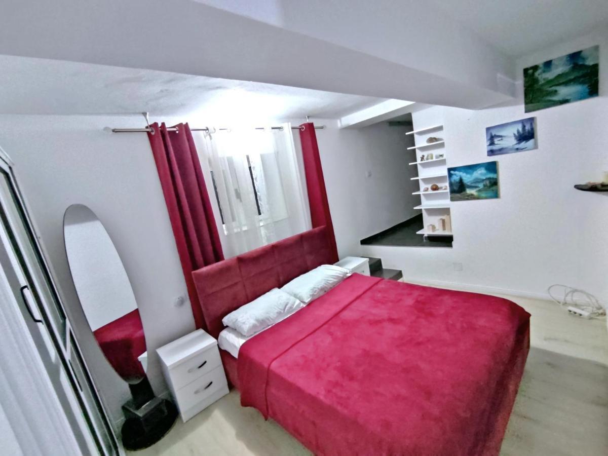 הוילה סרנדה Biorn House מראה חיצוני תמונה